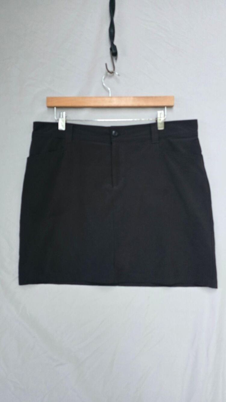 Eddie Bauer Skort Womens 12 Black Built-In Shorts Hiking Casual Stretch Pockets